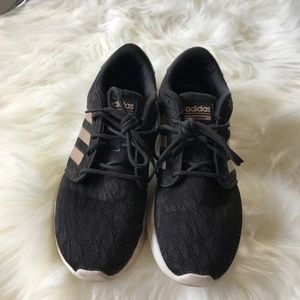 ADIDAS Women's Cloudfoam QT Racer Sneaker